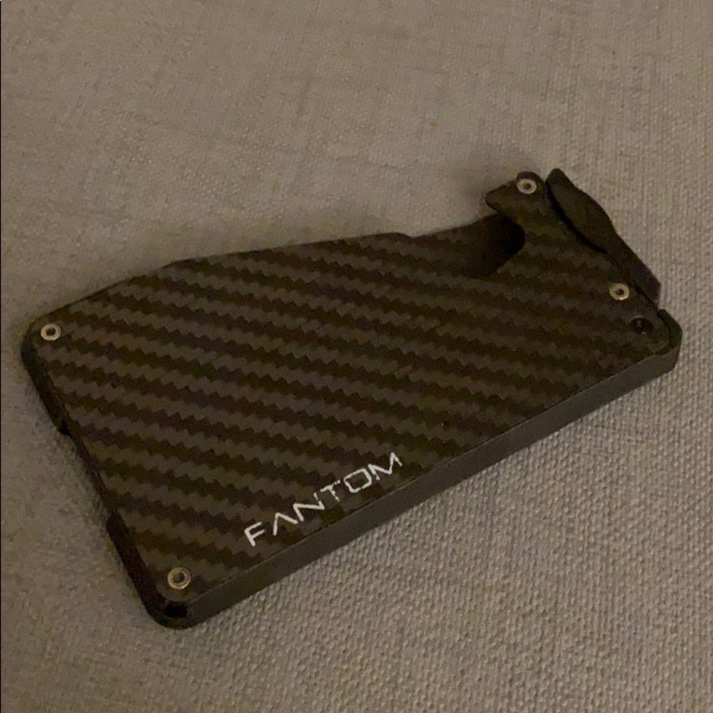 Original Fantom card wallet. Fits about 5-7 cards.